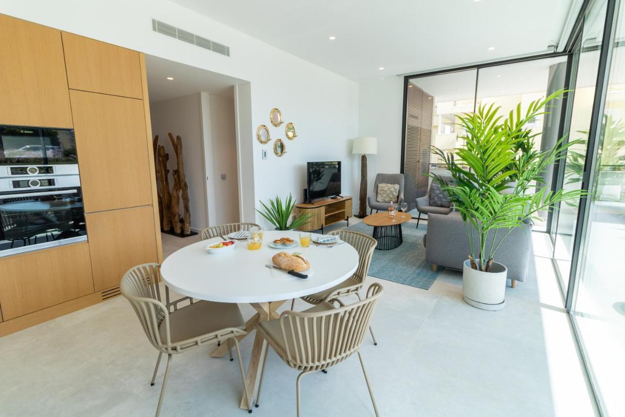 Deluxe 2 With Pool By Homing Apartamento *