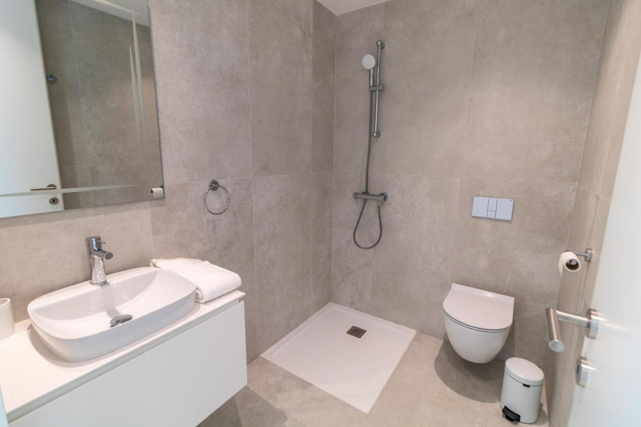 Deluxe 2 With Pool By Homing Apartamento *