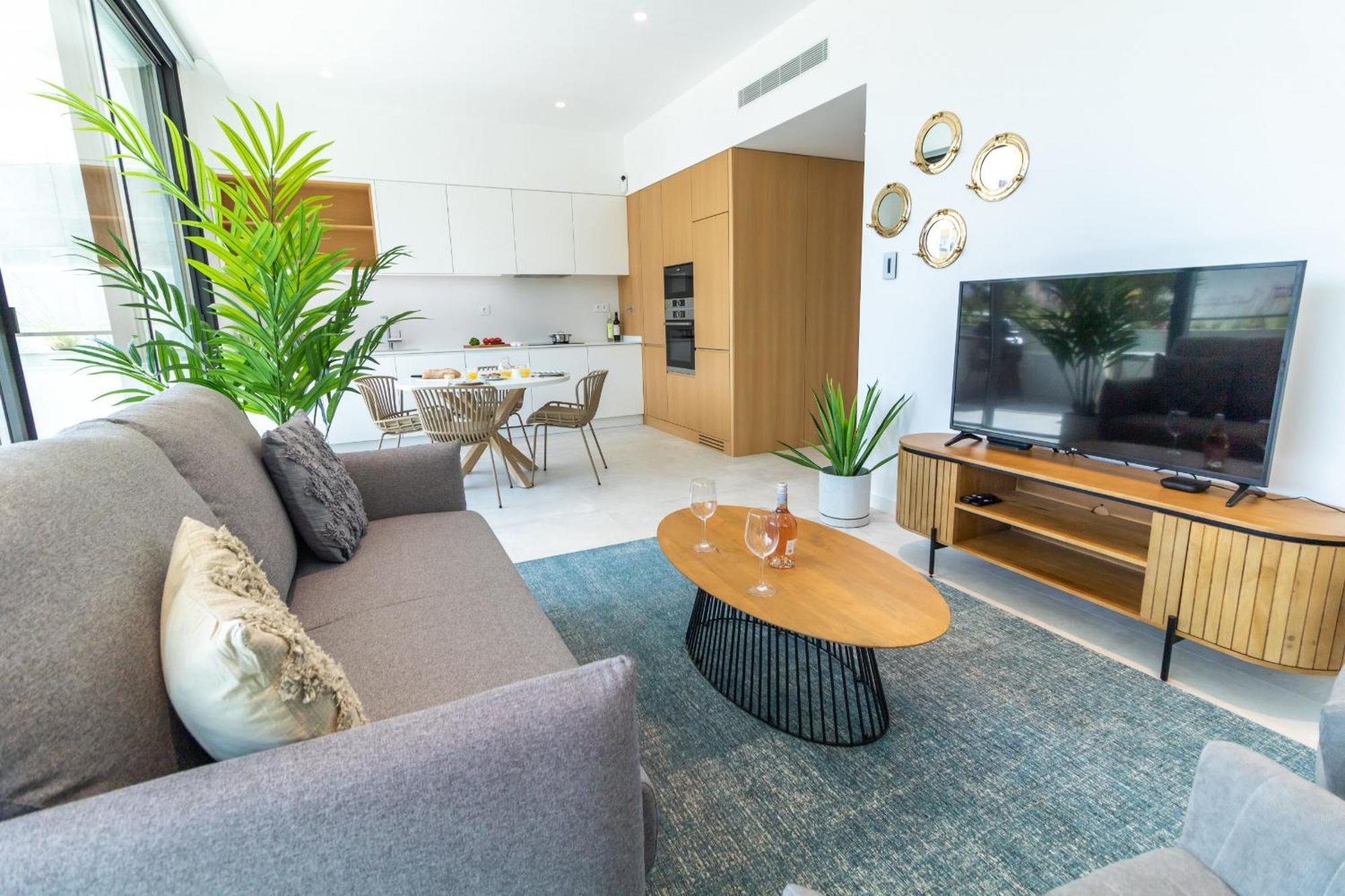 Deluxe 2 With Pool By Homing Apartamento